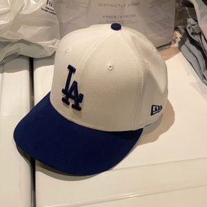 59fifty LA Dodgers side patch size 7/38. Excellent condition